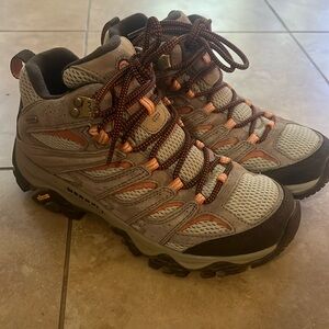 Merrell Vibram hiking boots